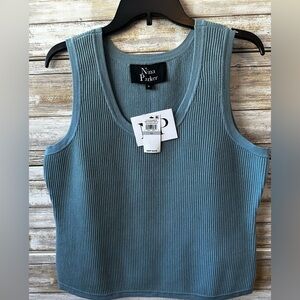 NWT. NINA PARKER blue rib tank in a size 1X.